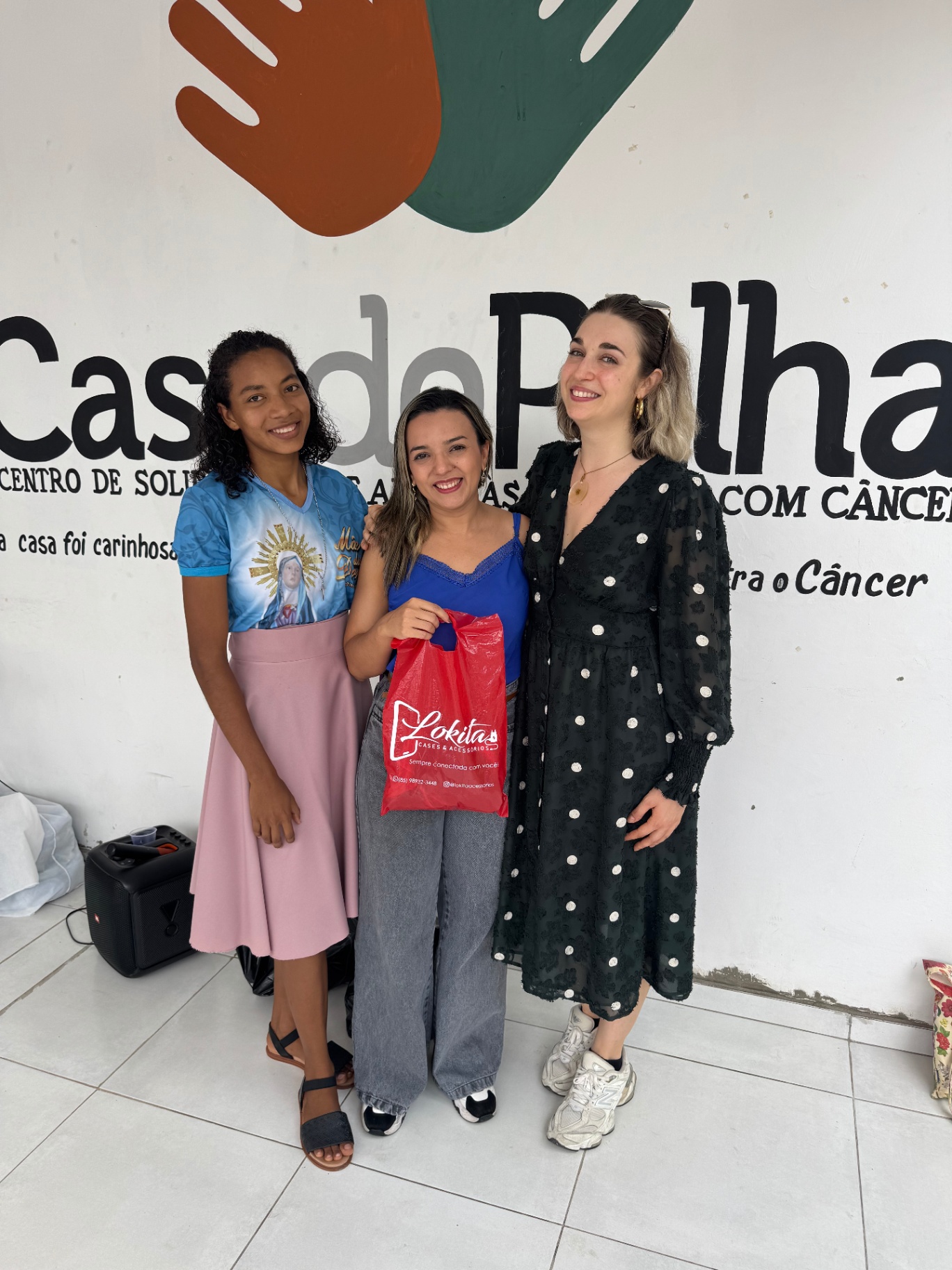 Equipe Casa de Palha celebrando juntas